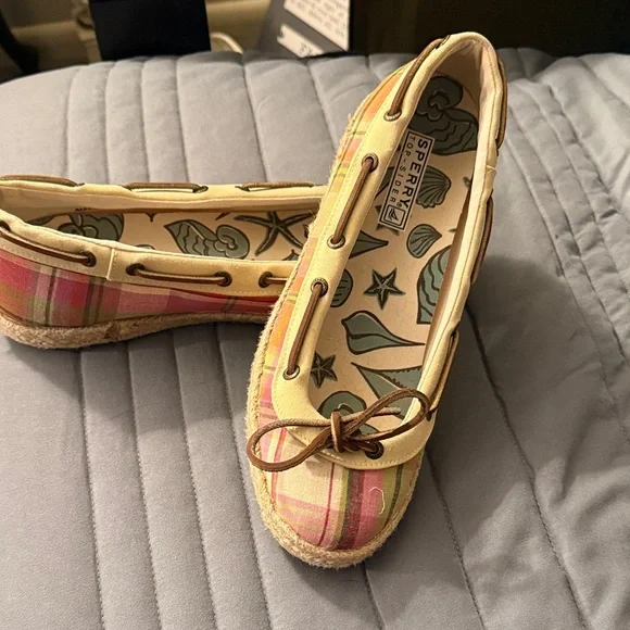 Sperry Multicolor boat Plaid Flats - Picture 5 of 8